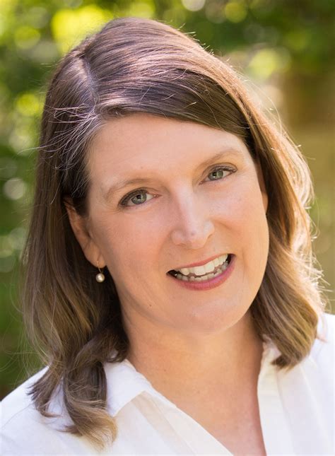 renee dwyer|Iba pa.